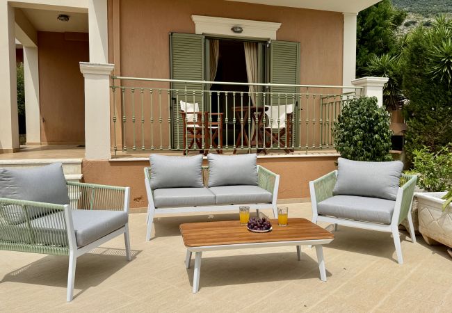 Villa in Lourdas - Villa Marianna Villa in Lourdas - Villa Marianna