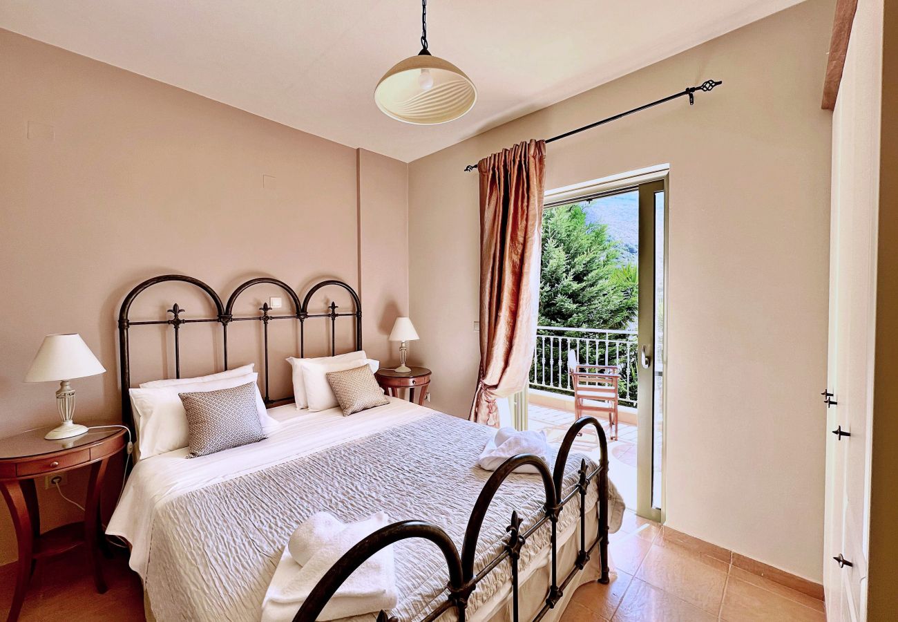 Villa in Lourdas - Villa Marianna