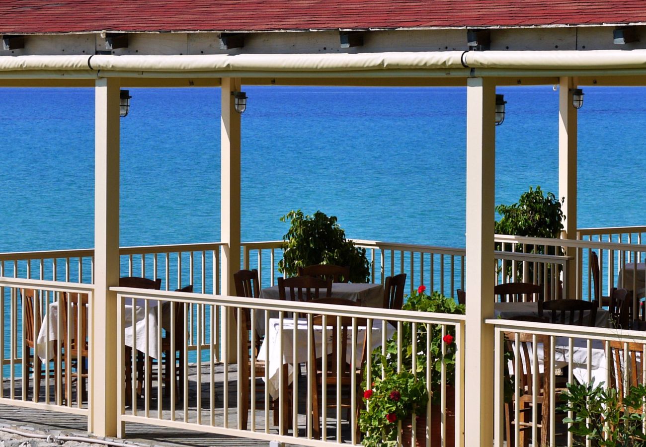 Villa in Lourdas - Villa Marianna