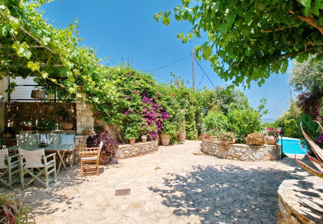 Villa in Stylos - Villa Vigla Villa in Stylos - Villa Vigla