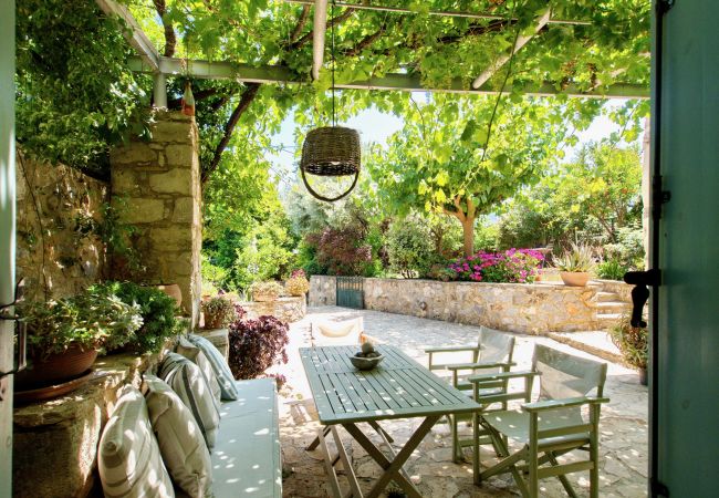 Villa in Stylos - Villa Vigla Villa in Stylos - Villa Vigla