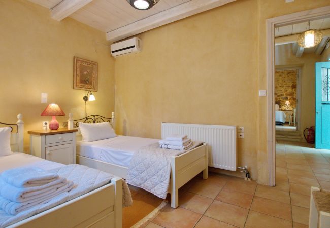 Villa in Stylos - Villa Vigla Villa in Stylos - Villa Vigla