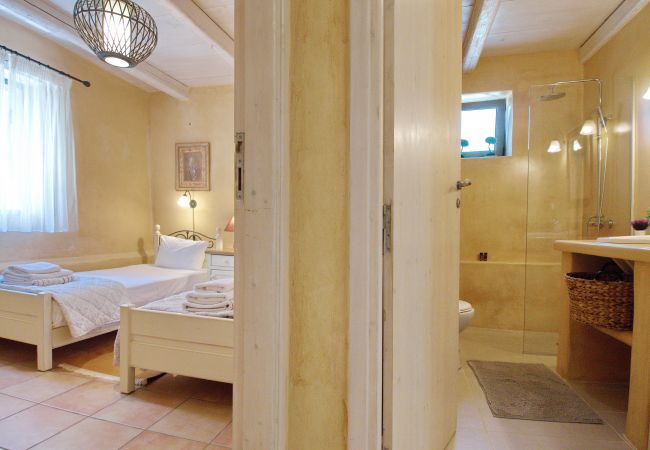 Villa in Stylos - Villa Vigla Villa in Stylos - Villa Vigla