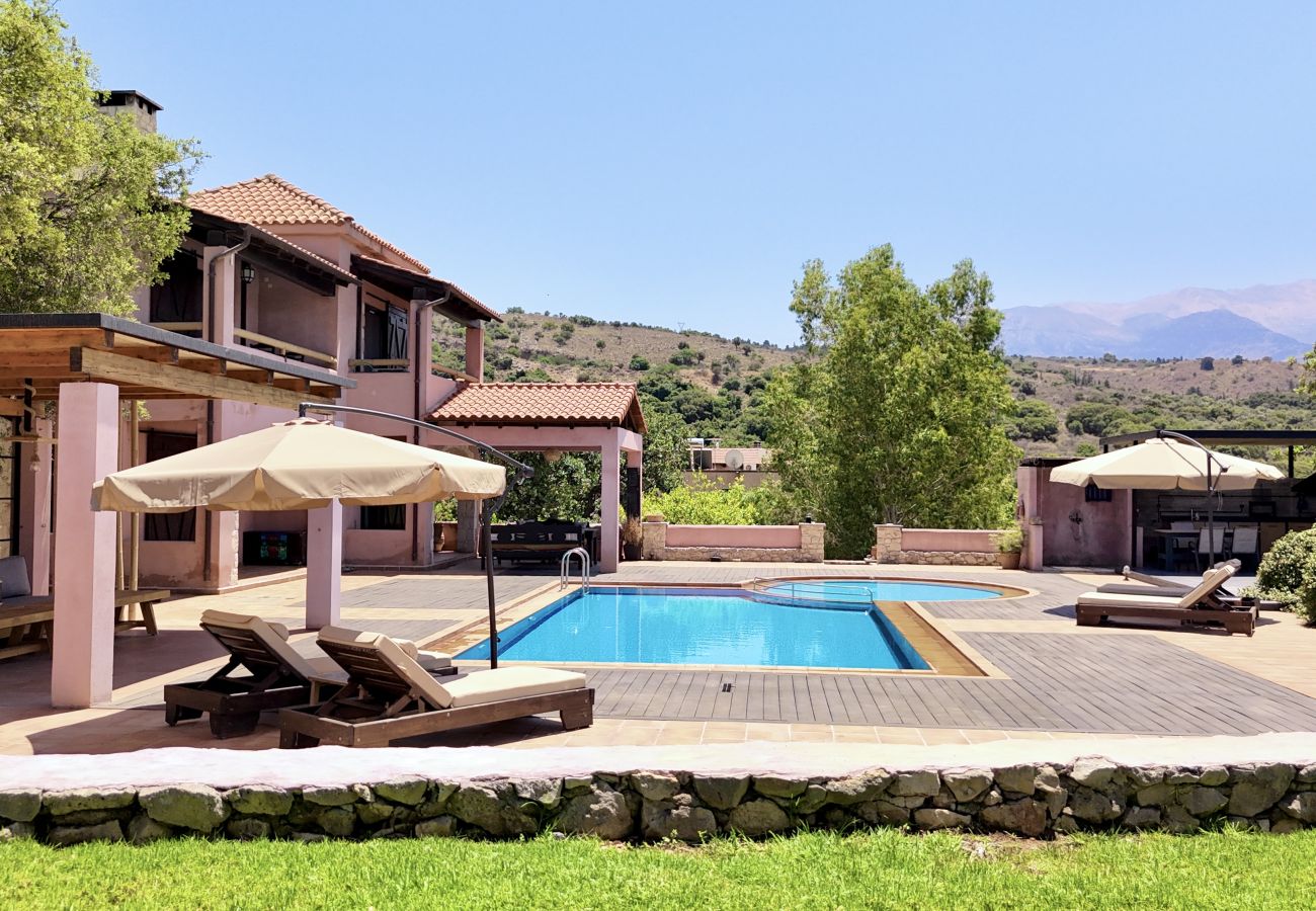 Villa in Armeni - Villa Galania