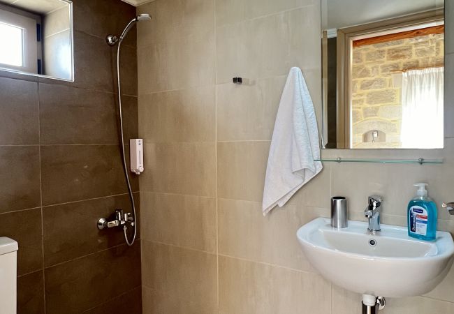 Villa in Vrises - Villa Olivia Villa in Vrises - Villa Olivia