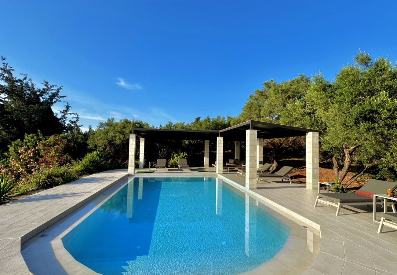Villa in Almyrida - Villa Nynemia