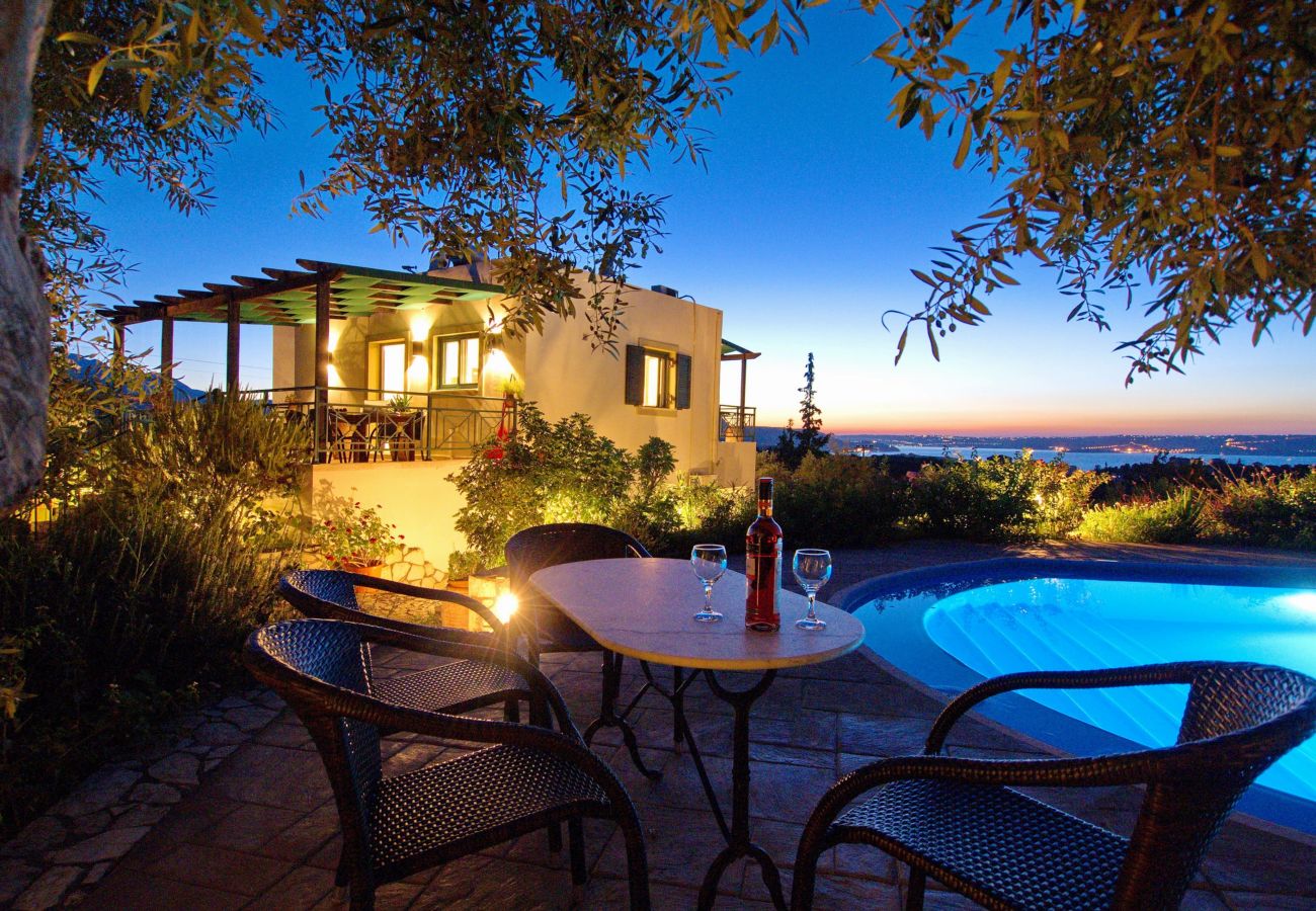 Villa in Almyrida - Villa Nynemia