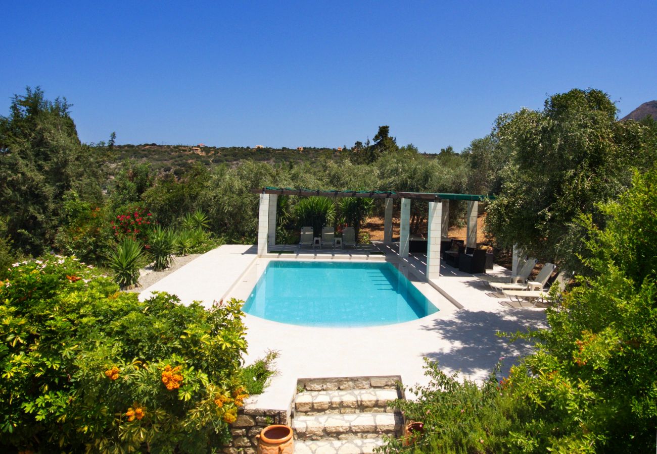 Villa in Almyrida - Villa Nynemia