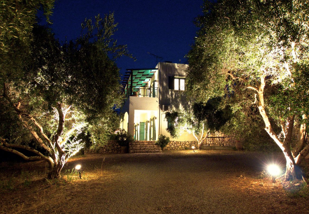 Villa in Almyrida - Villa Nynemia