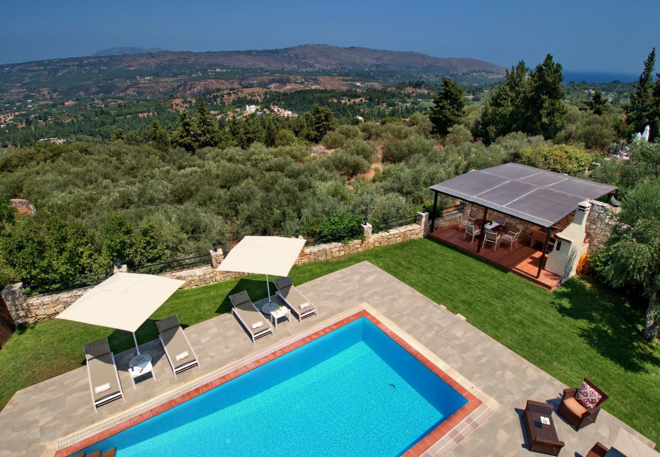 Villa in Vrises - Villa Avra