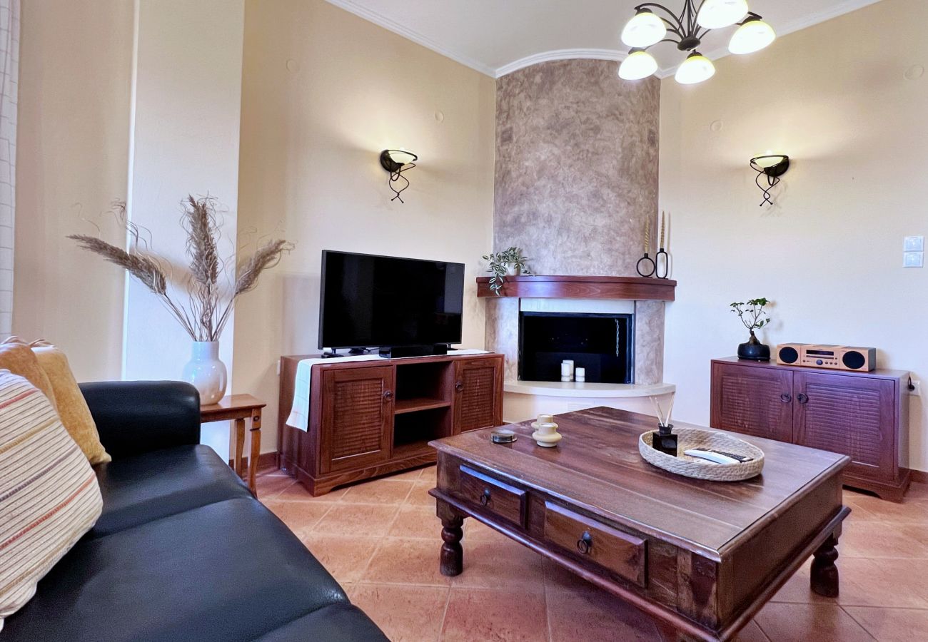 Villa in Vrises - Villa Artemis