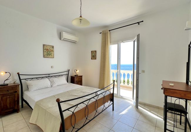 Villa in Spartia - Villa Kephalos Villa in Spartia - Villa Kephalos