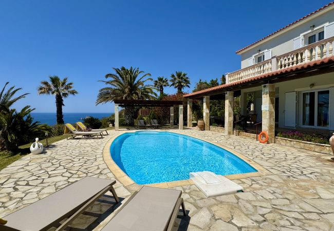 Villa in Spartia - Villa Kephalos Villa in Spartia - Villa Kephalos