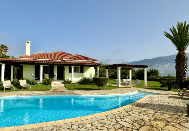 Villa in Spartia - Villa Ermis Villa in Spartia - Villa Ermis