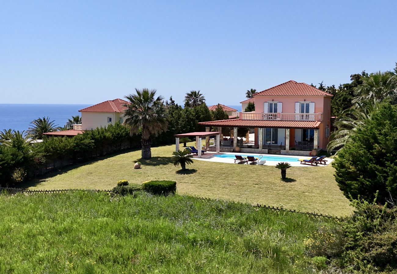 Villa in Spartia - Villa Dionysos