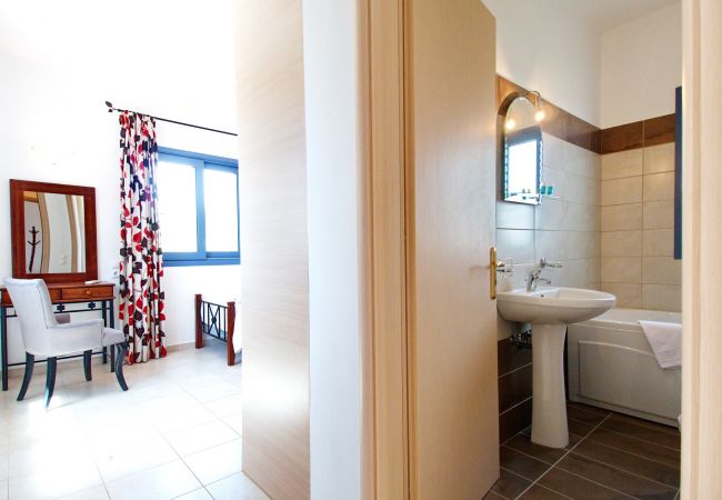 Villa in Spartia - Villa Anemos Villa in Spartia - Villa Anemos