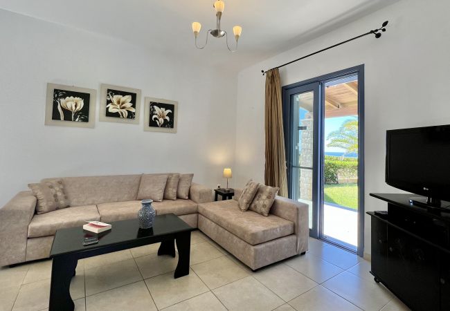 Villa in Spartia - Villa Anemos Villa in Spartia - Villa Anemos