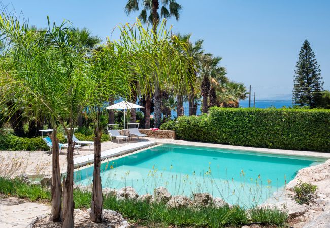 Villa in Syracuse - Villa Maddalena Villa in Syracuse - Villa Maddalena