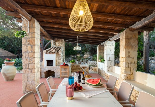 Villa in Syracuse - Villa Maddalena Villa in Syracuse - Villa Maddalena