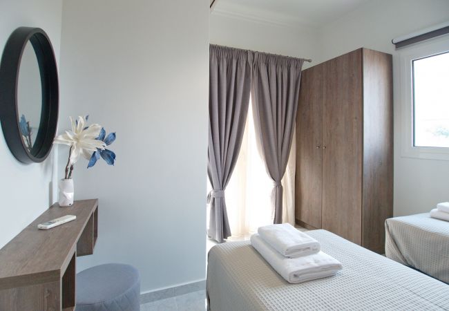 Villa in Megala Chorafia - Villa Nikos Villa in Megala Chorafia - Villa Nikos