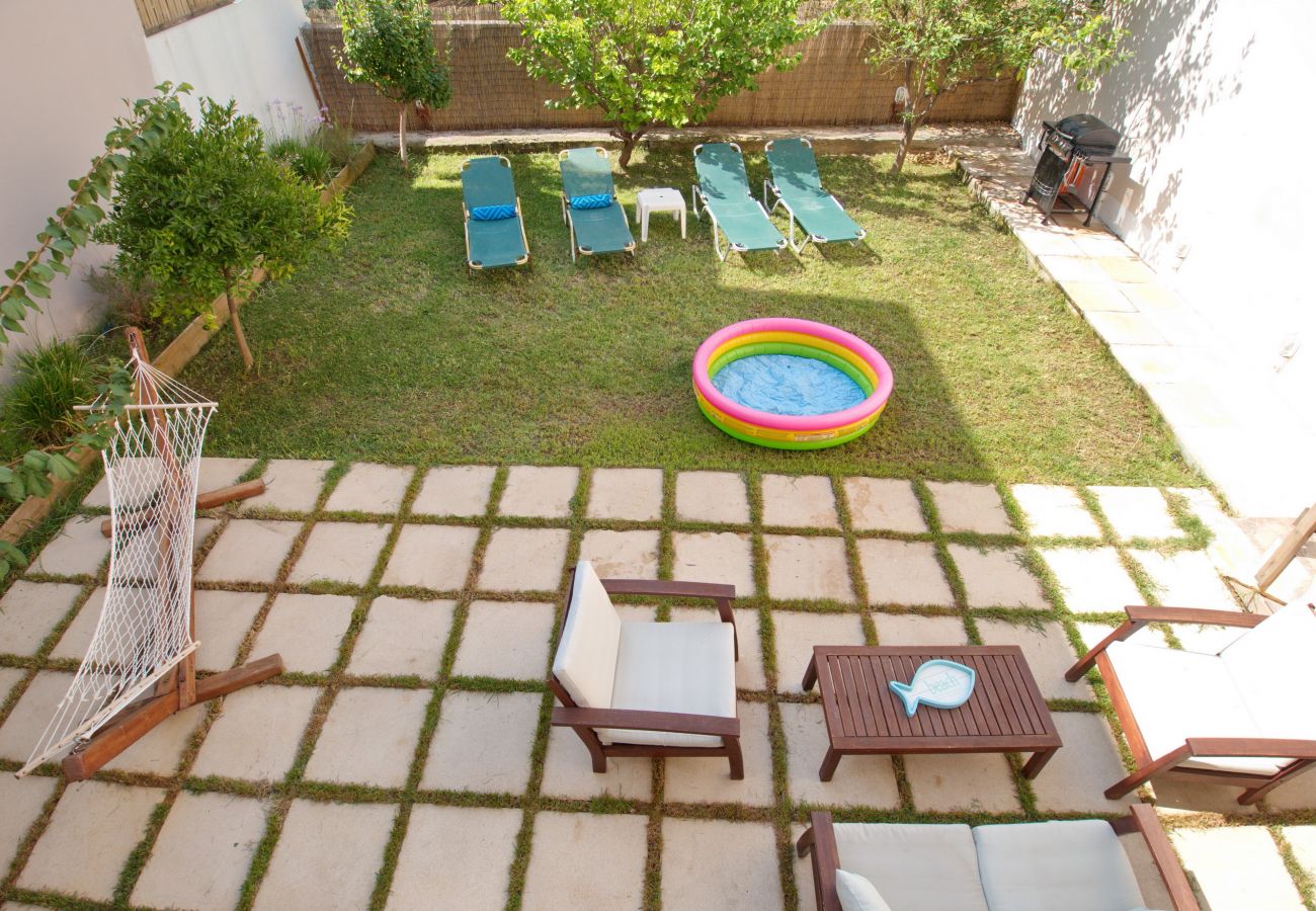 Apostolis Beach House, garden, terrace