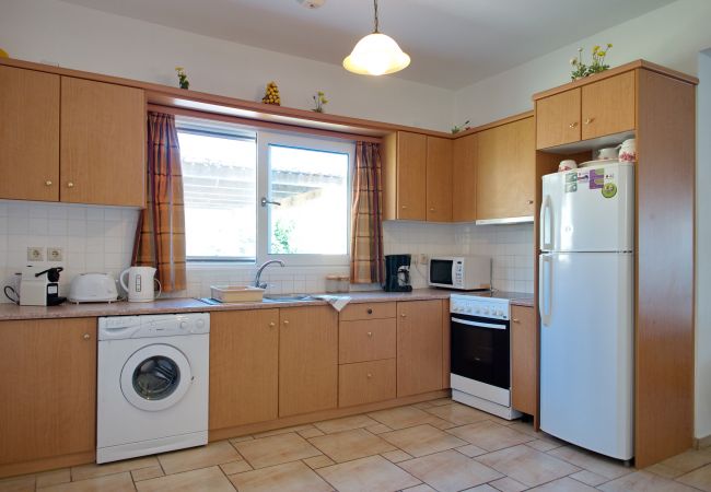 Villa in Spartia - Villa Hephaestus Villa in Spartia - Villa Hephaestus