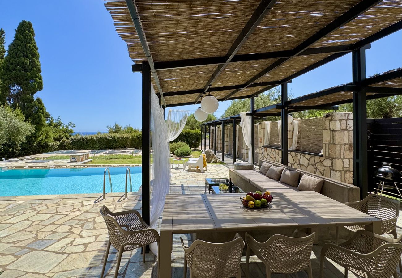 Villa in Lourdas - Villa Minetti