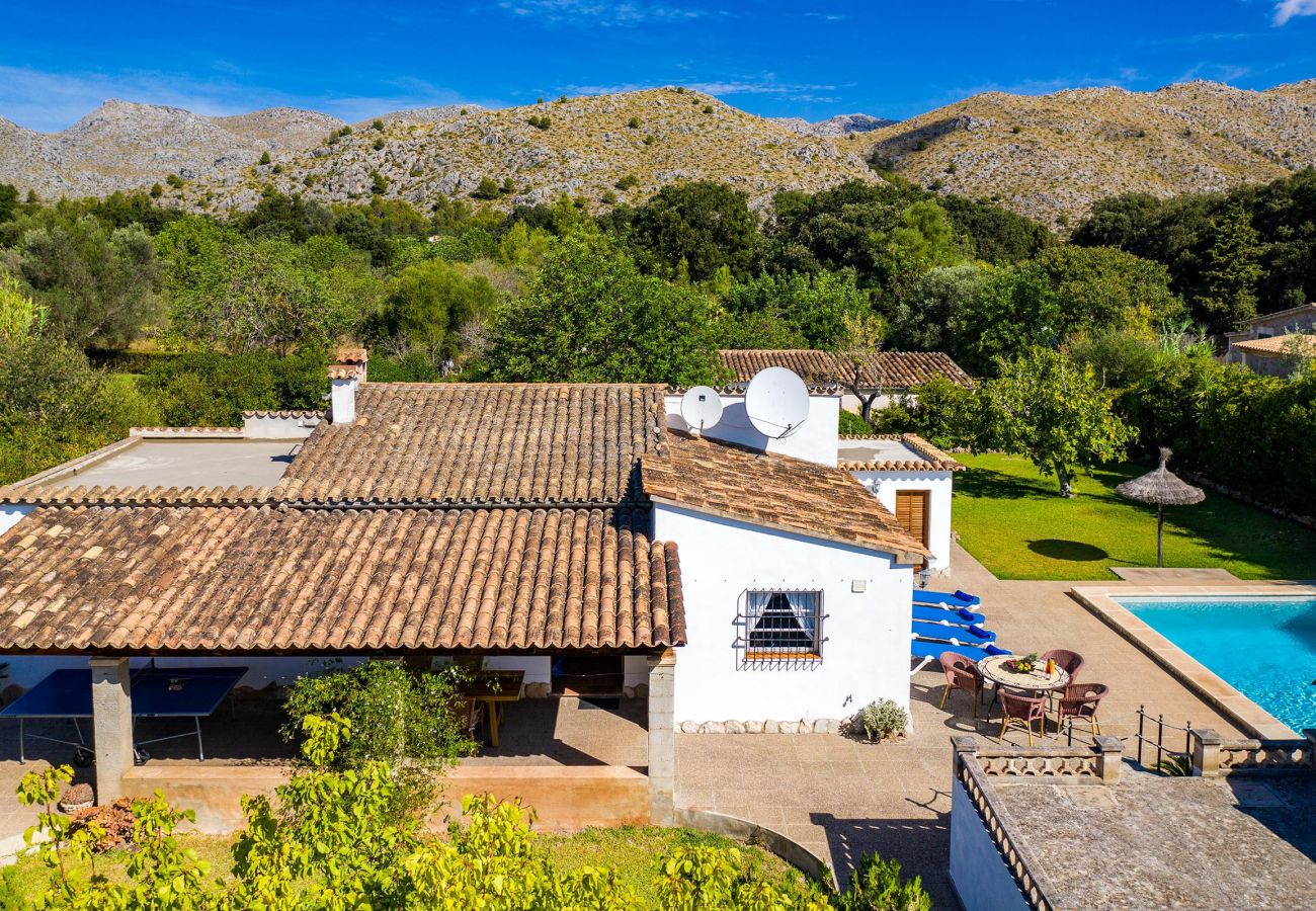 Villa Rei, exterior