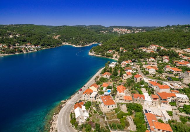 Villa in Sumartin - Villa Mir Vami Villa in Sumartin - Villa Mir Vami