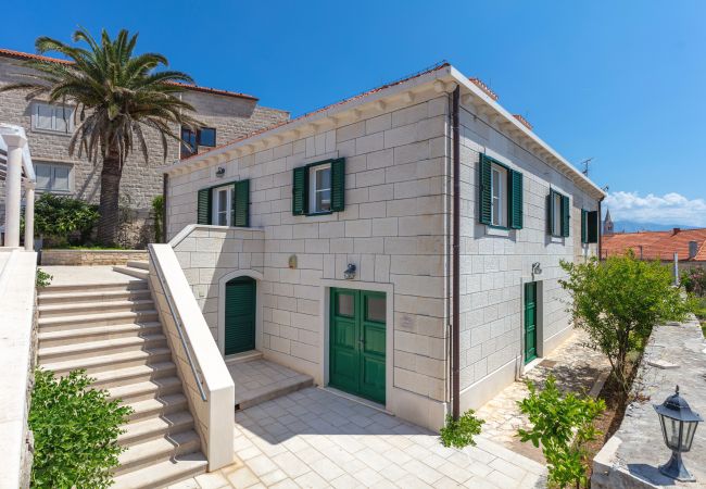 Villa in Sumartin - Villa Mir Vami Villa in Sumartin - Villa Mir Vami