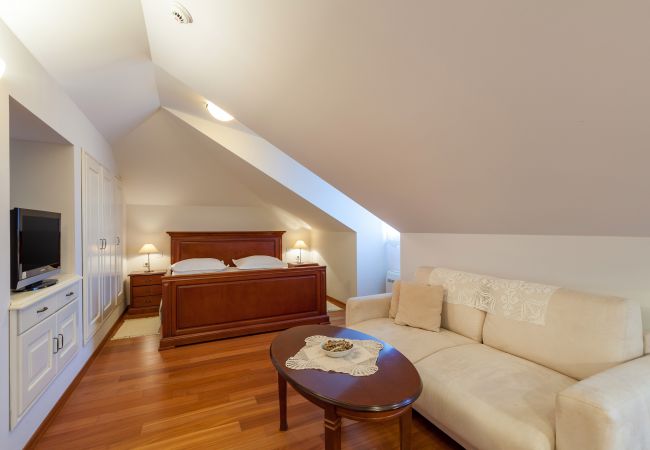 Villa in Sumartin - Villa Mir Vami Villa in Sumartin - Villa Mir Vami