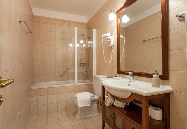 Villa in Sumartin - Villa Mir Vami Villa in Sumartin - Villa Mir Vami