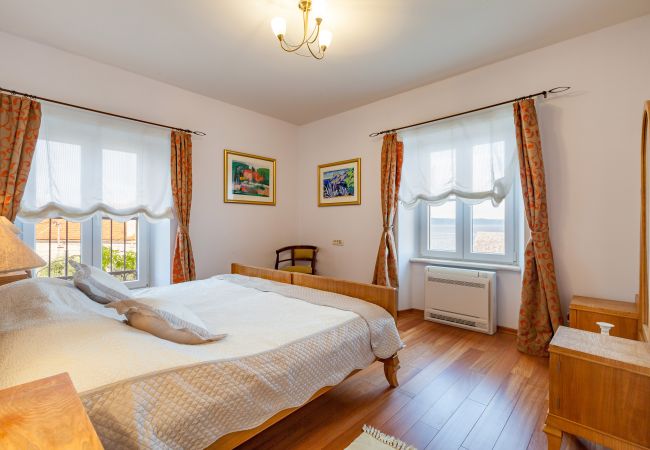 Villa in Sumartin - Villa Mir Vami Villa in Sumartin - Villa Mir Vami