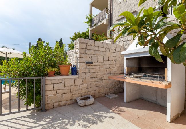 Villa in Sumartin - Villa Mir Vami Villa in Sumartin - Villa Mir Vami