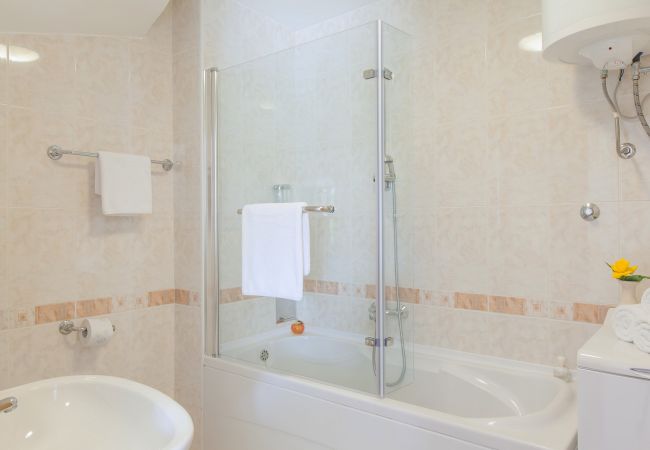 Villa in Sumartin - Villa Bonaca Villa in Sumartin - Villa Bonaca