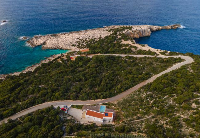 Villa in Fiskardo - Alaties Beach Villa Villa in Fiskardo - Alaties Beach Villa