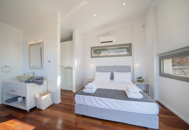 Villa in Fiskardo - Alaties Beach Villa Villa in Fiskardo - Alaties Beach Villa