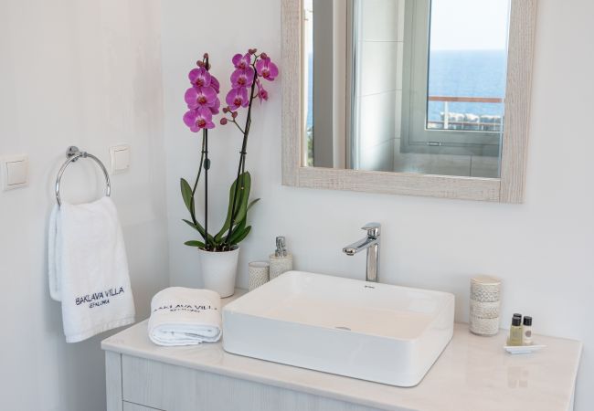 Villa in Fiskardo - Alaties Beach Villa Villa in Fiskardo - Alaties Beach Villa