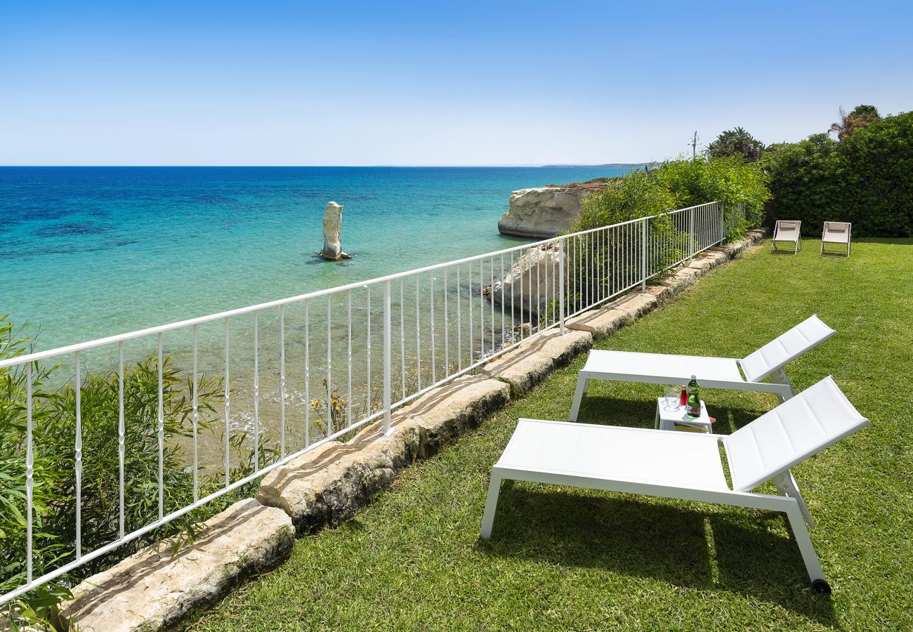 Villa Stella Maris, Noto, Sicily, sea front garden