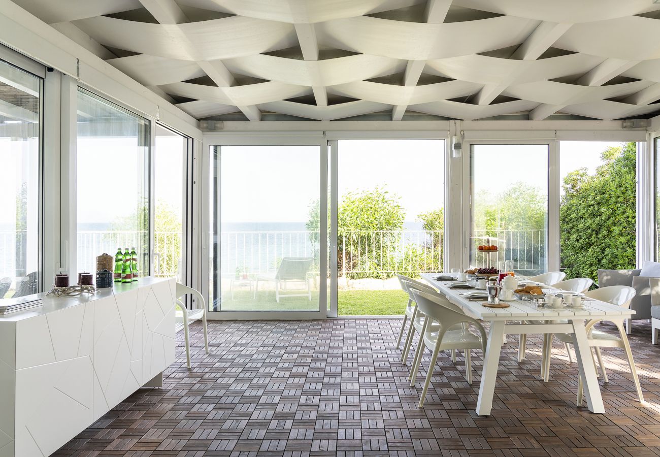 Villa Stella Maris, Noto, Sicily, dining terrace