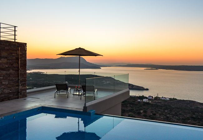 Villa in Plaka - Akri Villa Villa in Plaka - Akri Villa