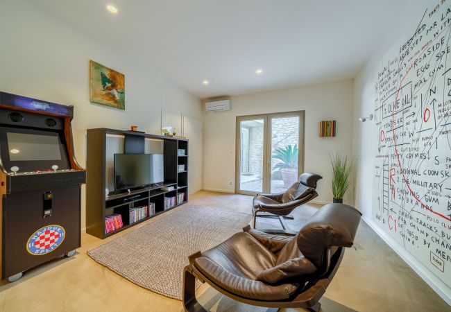 Villa in Bobovišca - Villa Pine Heaven Villa in Bobovišca - Villa Pine Heaven