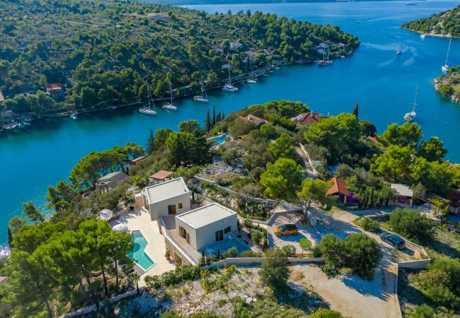 Villa in Bobovišca - Villa Pine Heaven Villa in Bobovišca - Villa Pine Heaven