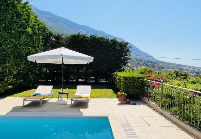 Villa in Lourdas - Villa Marianna Villa in Lourdas - Villa Marianna