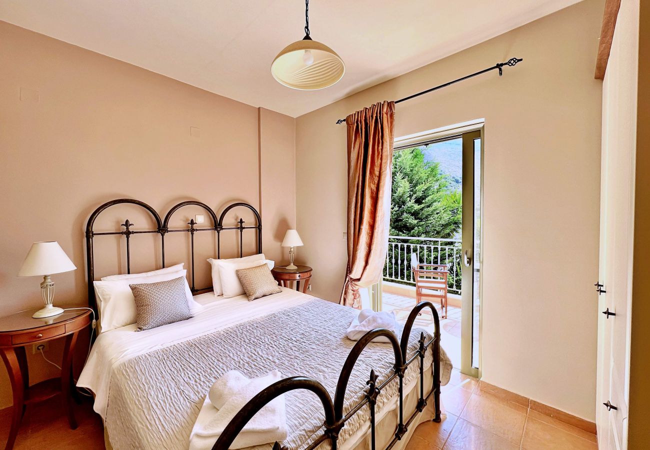 Villa in Lourdas - Villa Marianna
