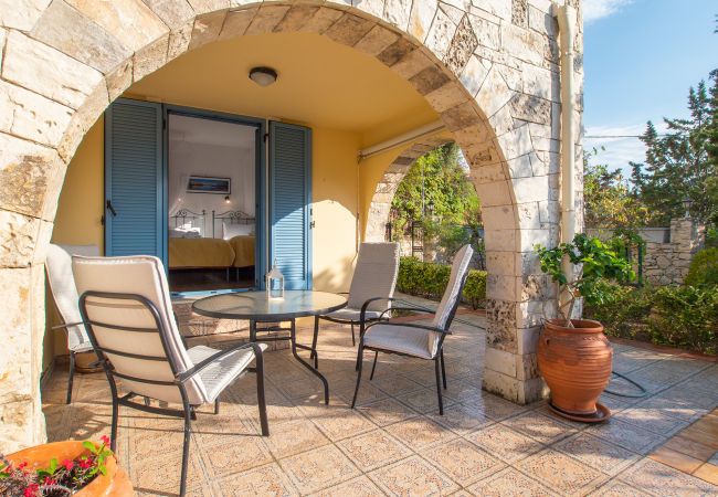 Villa in Stalos - Villa Clio Villa in Stalos - Villa Clio