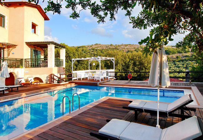 Villa in Armeni - Villa Amvrosia