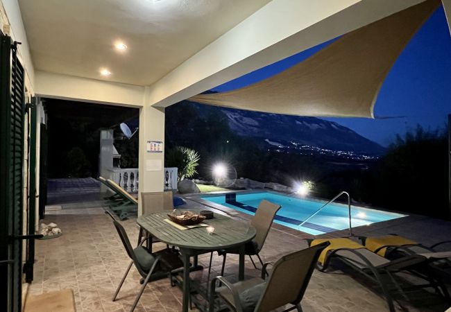 Villa in Karavados - Villa Yianna Villa in Karavados - Villa Yianna
