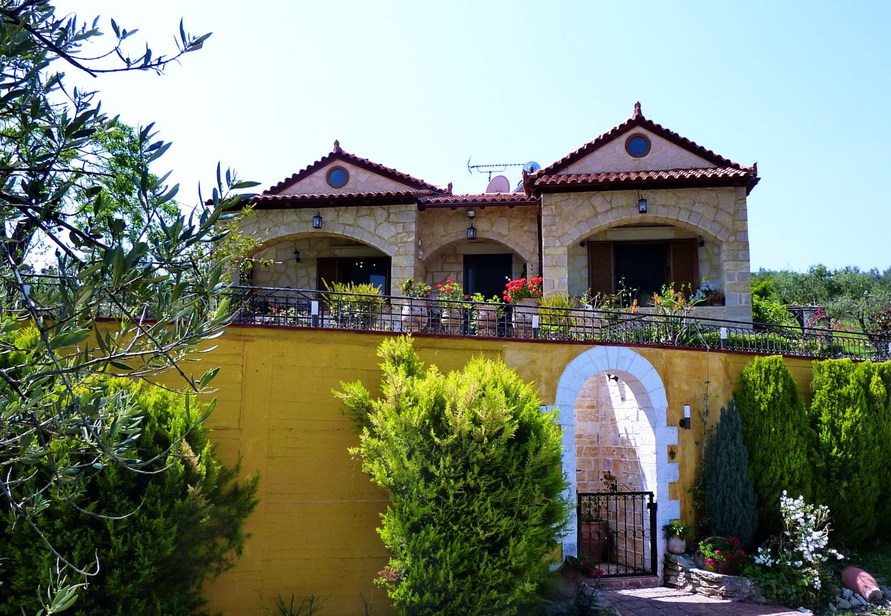 Villa in Armeni - Villa Toula