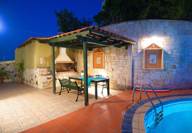 Villa in Stalos - Villa Panos Villa in Stalos - Villa Panos